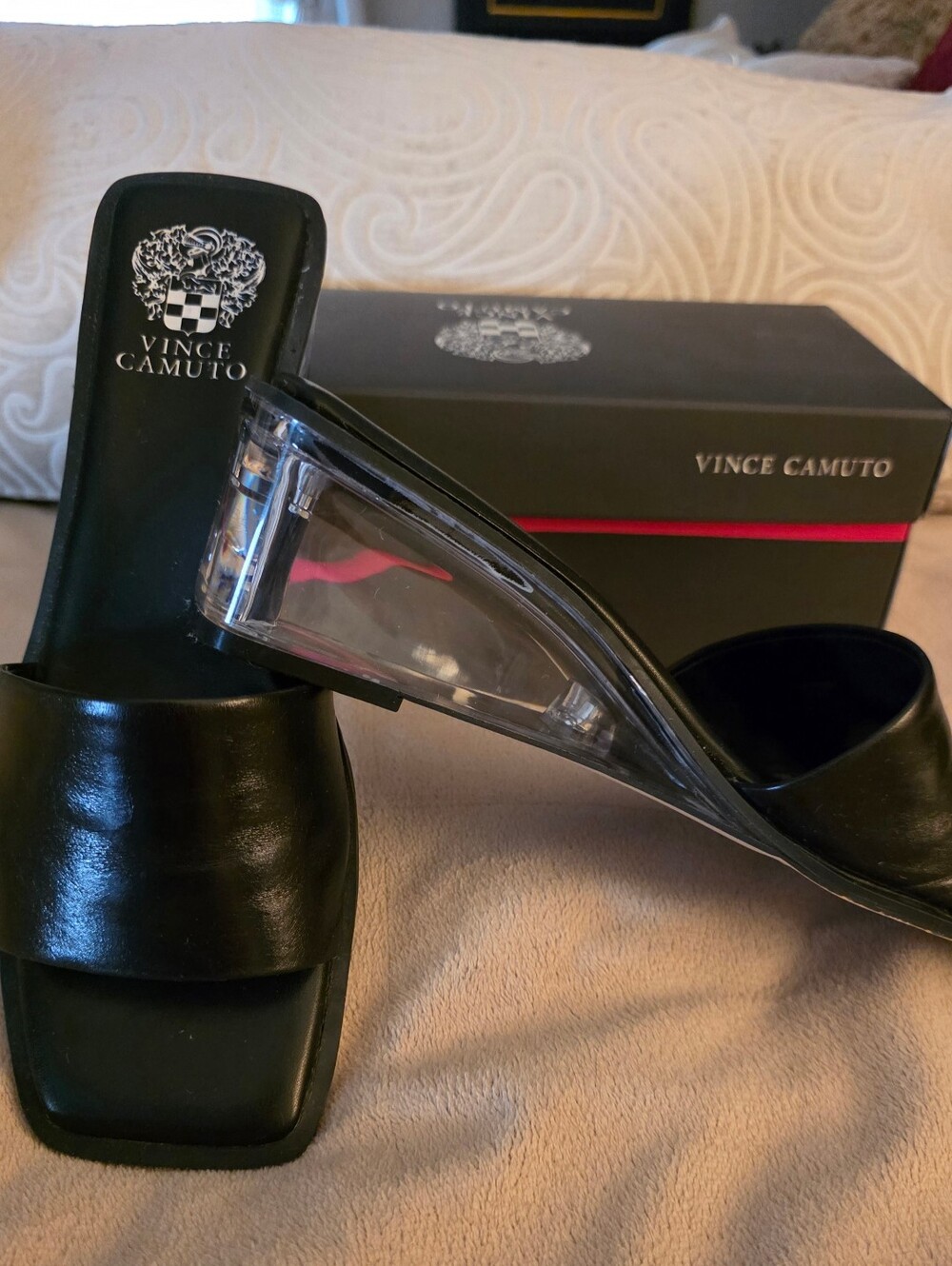 EUC Vince Camuto Beyinds Black Wedge Mules - Size 9M